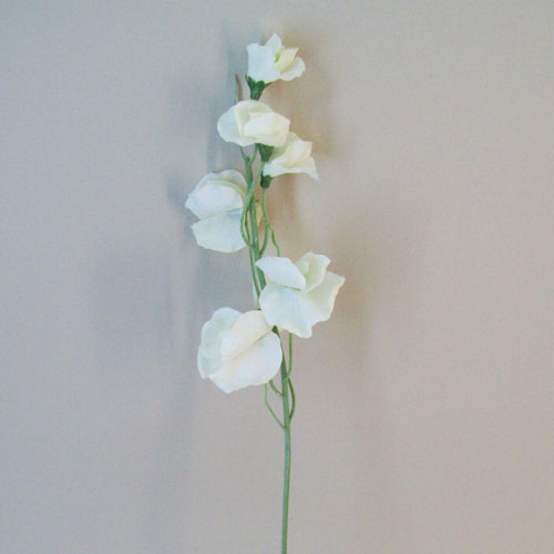 Luxury Artificial Sweet Peas Stem Cream Artificial Flowers